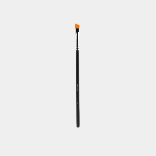 Cọ Vát Kẻ Mắt & Chân Mày Makeup Brush 31T | Inglot Là Thương Hiệu Mỹ Phẩm Uy Tín Được Các Chuyên Gia Trang Điểm Hàng Đầu Thế Giới Tin Dùng