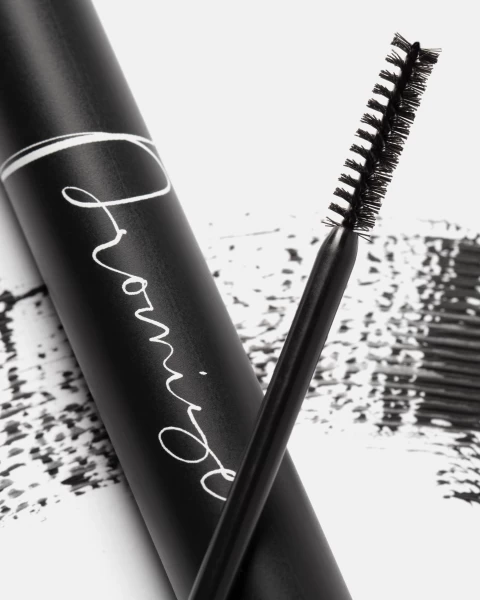 Combo Bút Kẻ Mắt Nước Không Lem Dễ Kẻ One Move Eyeliner + Promise Mascara Dài Mi