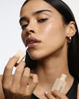 Son Kem Nước Chống Nắng Spf 50+, Hiệu Ứng Môi Tráng Gương Glazed Lips Liquid Lipstick Spf 50+ 3.5Ml Inglot - Milk Chocolate 94